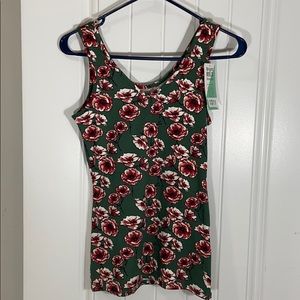🔥🔥🔥Honey & Lace Green Red Floral XS Tank New